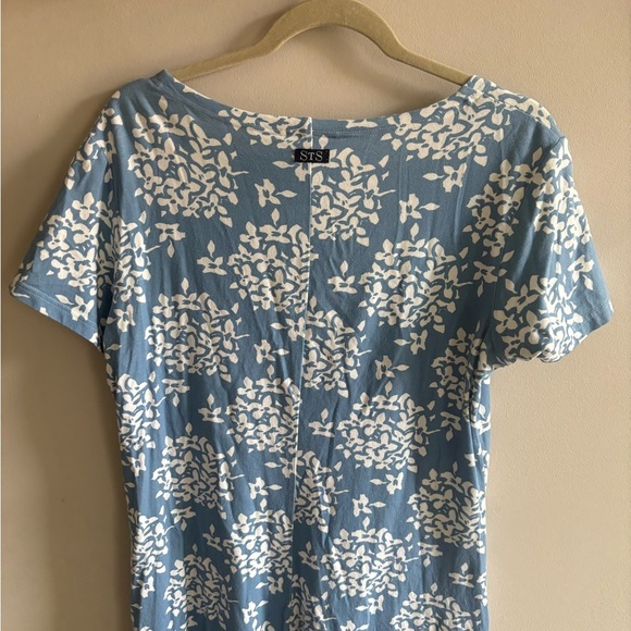 Sail to Sable Blue Hydrangea Dress - Picture 5 of 5